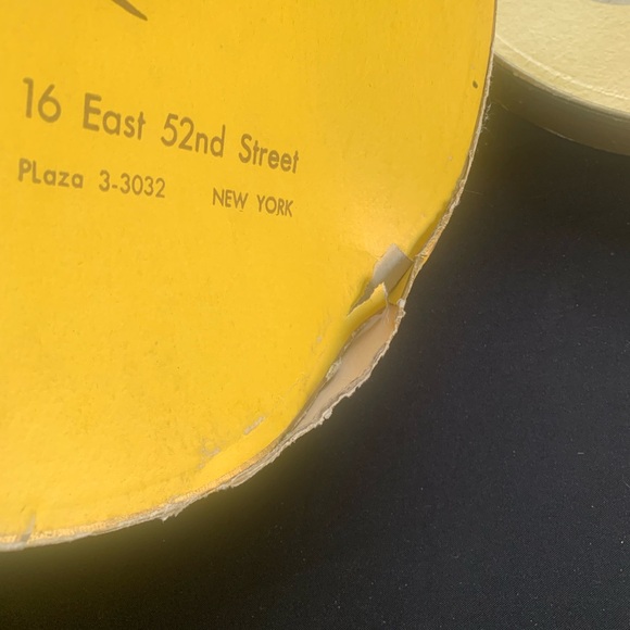 Vintage NY Hat Box - Picture 3 of 5